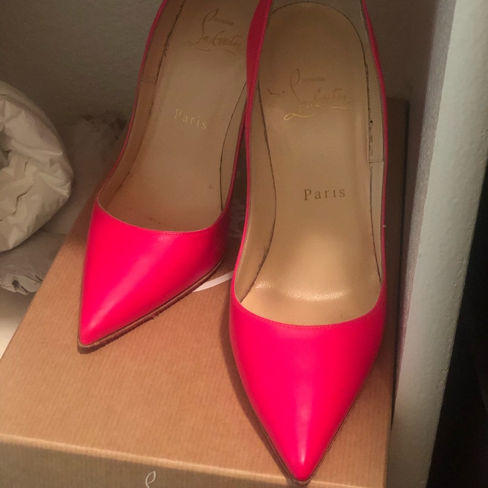 Christian Louboutin Pumps. No trades. - Picture 1 of 6